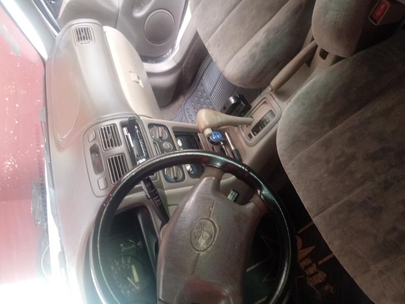 Toyota Corolla • 1998 • 26,185 km 2