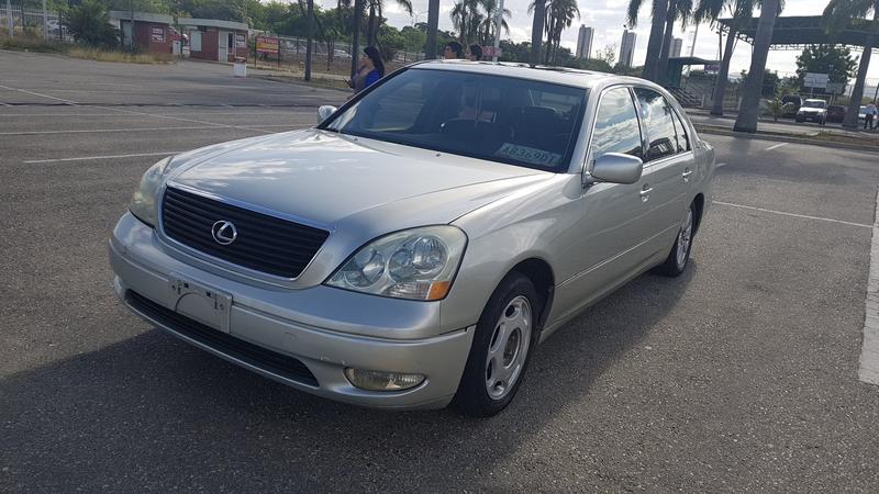 Lexus LS • 2001 • 12,345 km 5