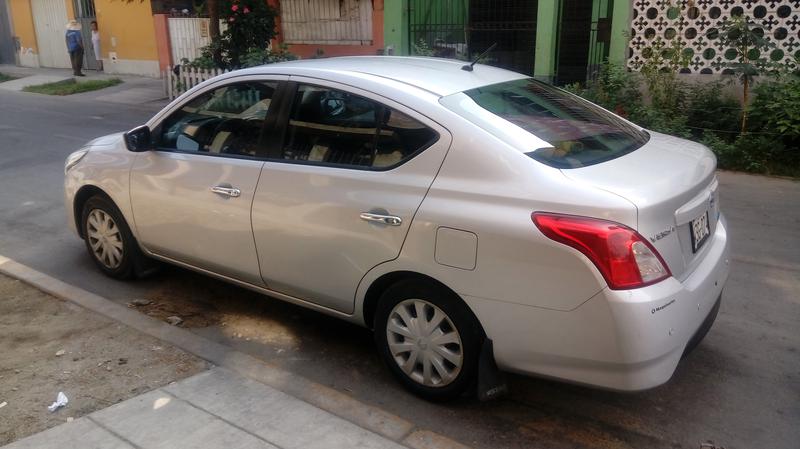 Nissan Versa sense • 2015 • 80,000 km 4
