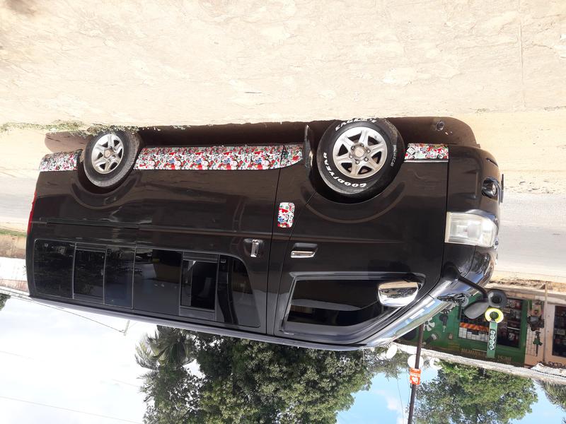 Toyota Hiace • 2005 • 299,000 km 3