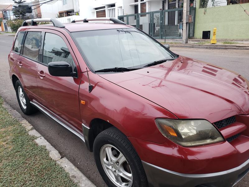 Mitsubishi Outlander • 2004 • 116,590 km 1