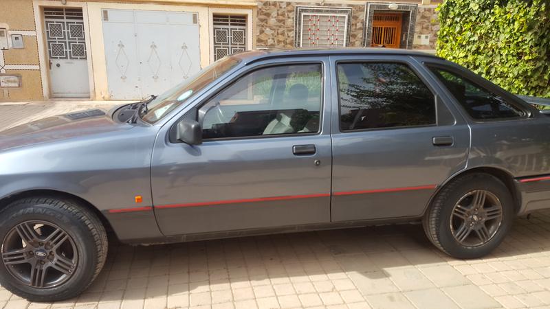 Ford Sierra • 1994 • 70,000 km 3