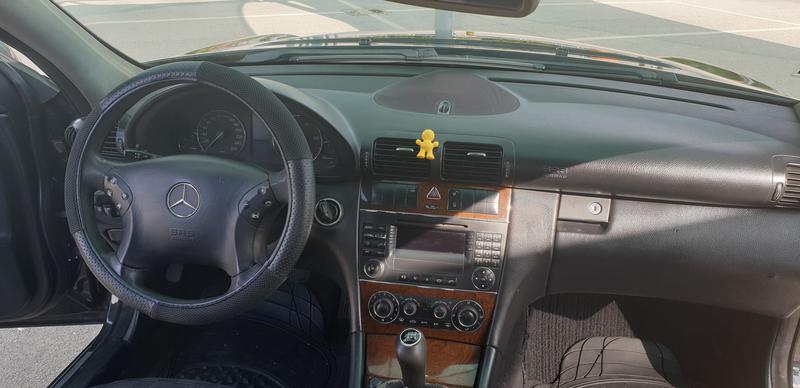 Mercedes-Benz  • 2005 • 680,000 km 1