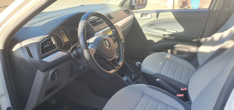 Volkswagen  • 2019 • 14,071 km 4