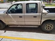 Mazda B2500 • 2006 • 143,000 km 3