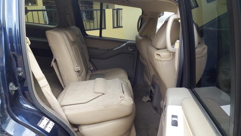 Nissan Pathfinder • 2010 • 160,000 km 2