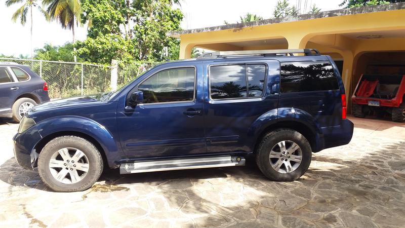 Nissan Pathfinder • 2010 • 160,000 km 4