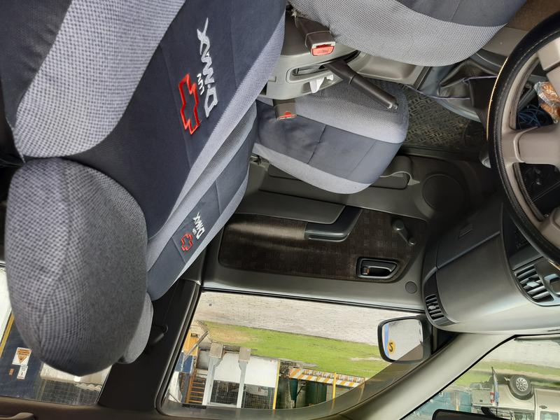 Chevrolet Luv • 2008 • 130,000 km 8