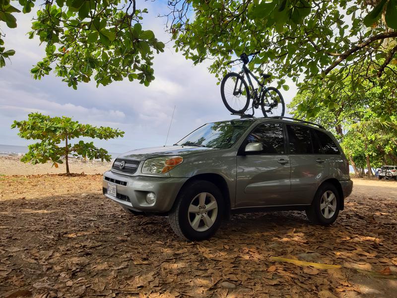 Toyota RAV4 • 2004 • 122,000 km 15
