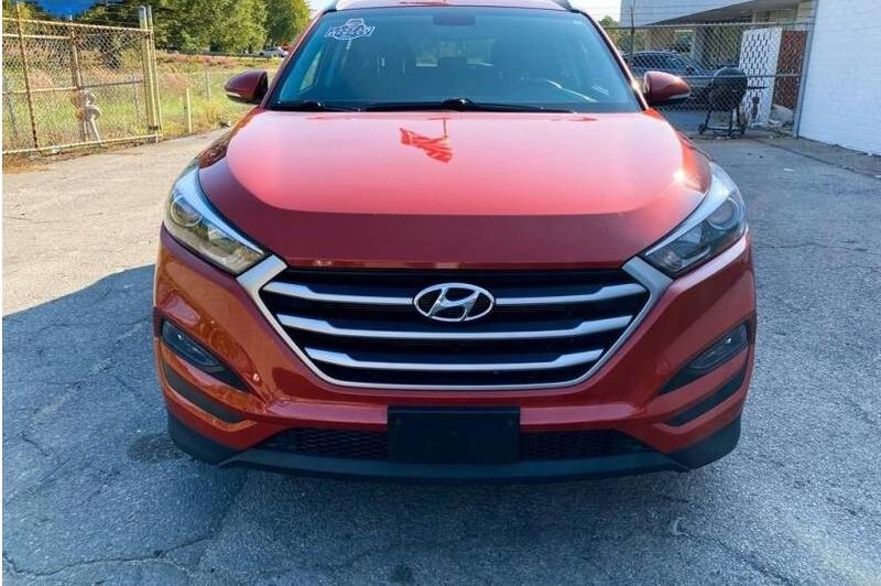 Hyundai Tucson • 2017 • 17,537 km 2