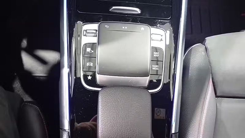 Mercedes-Benz GLB-Class • 2020 • 102,989 km 11