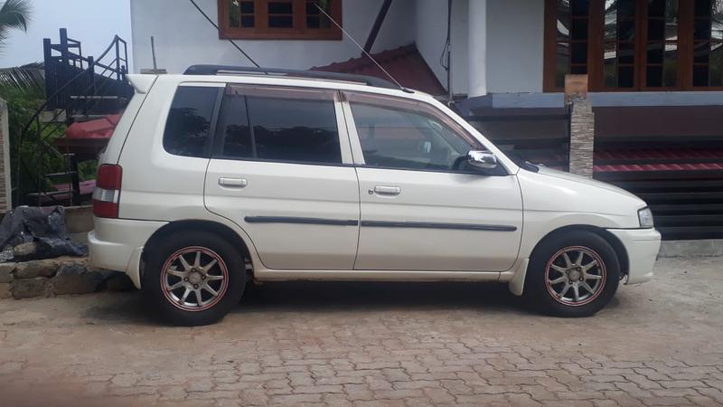 Mazda Demio • 1999 • 75,000 km 4