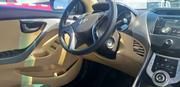 Hyundai Elantra • 2014 • 120,000 km 2