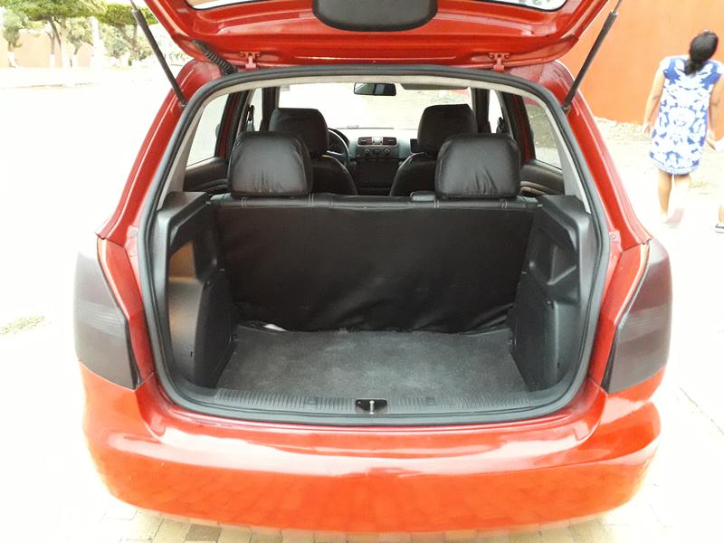 Škoda Fabia • 2010 • 273,000 km 7