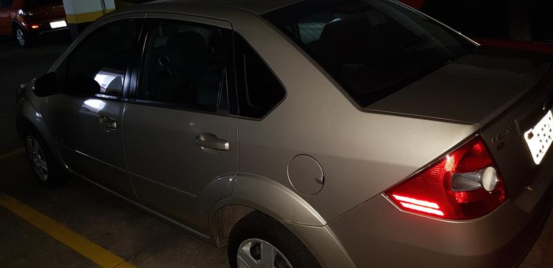 Ford Fiesta • 2010 • 98,000 km 6