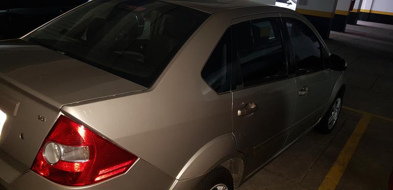 Ford Fiesta • 2010 • 98,000 km 2