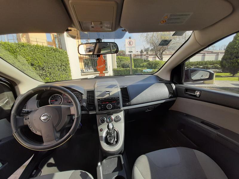 Nissan Sentra 2.0 • 2012 • 110,000 km 17