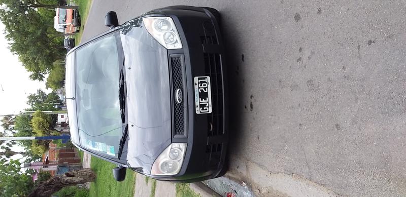 Ford Fiesta • 2007 • 111 km 4