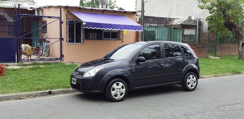 Ford Fiesta • 2007 • 111 km 1