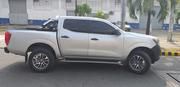 Nissan Np300 frontier • 2016 • 48,000 km 1