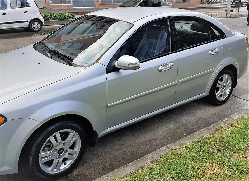 Chevrolet Optra • 2013 • 80,000 km 2