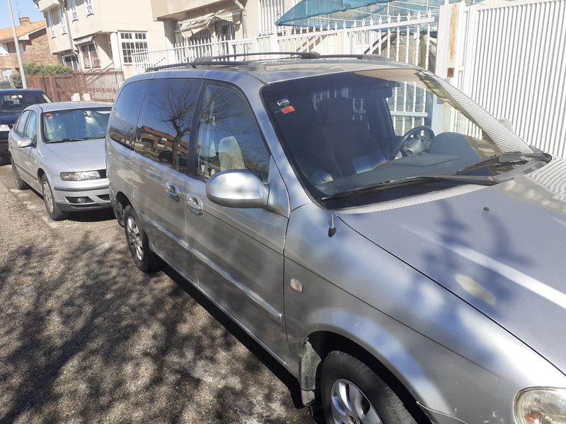 Kia Carnival • 2011 • 200,000 km 1
