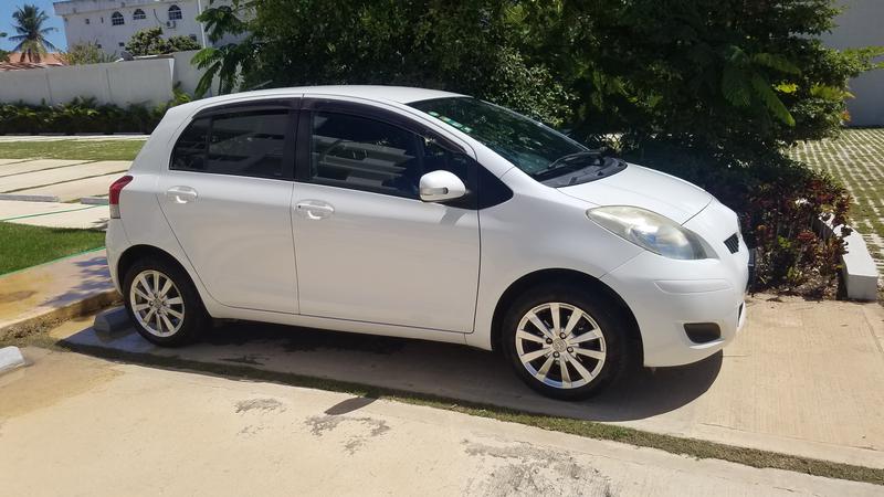 Toyota Yaris • 2011 • 79,000 km 11