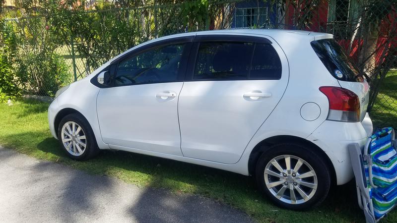 Toyota Yaris • 2011 • 79,000 km 8