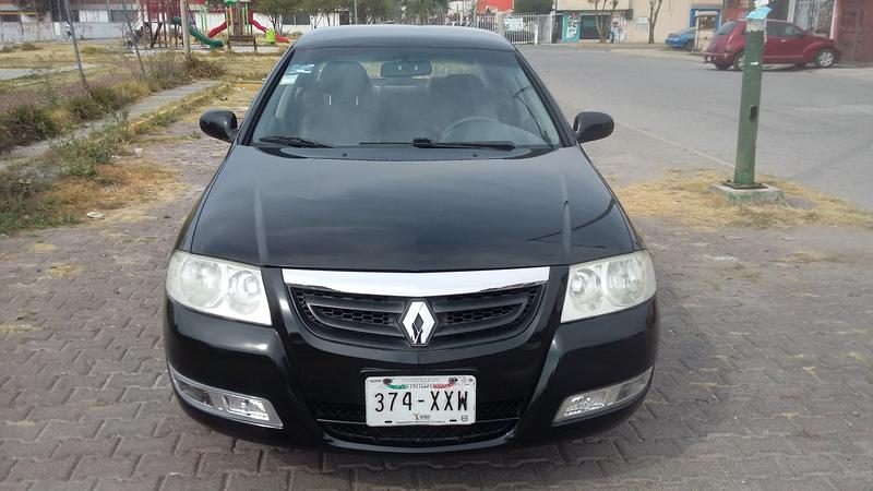 Renault Sandero • 2012 • 107,000 km 3