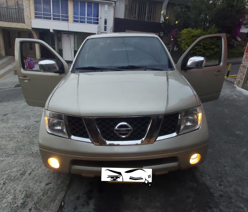 Nissan Navara • 2011 • 0 km 6