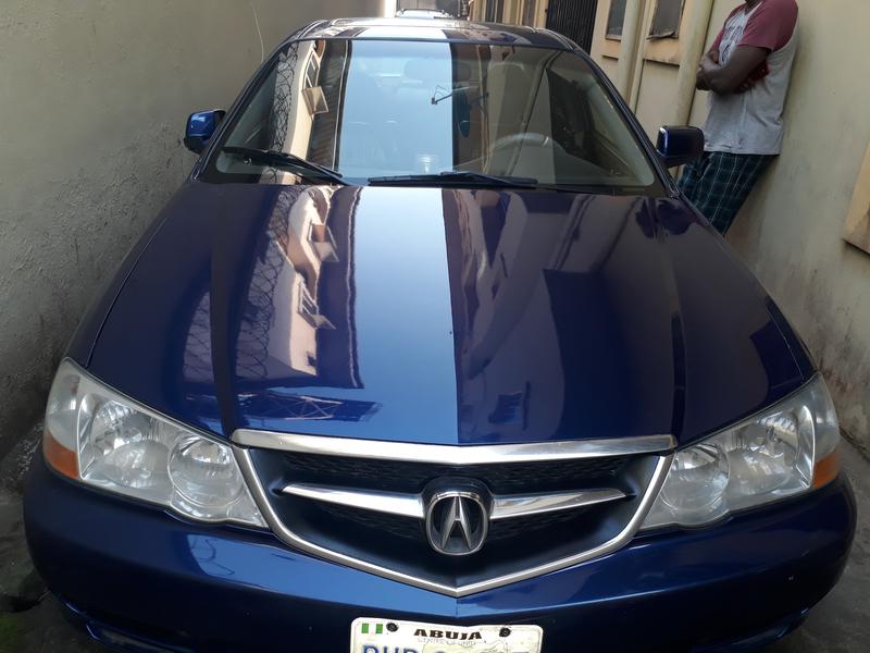 Acura TL • 2003 • 190,000 km 2