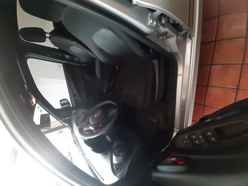 Fiat Uno • 2019 • 6,500 km 3