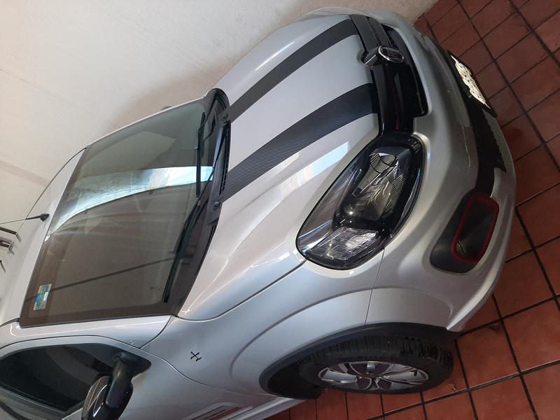 Fiat Uno • 2019 • 6,500 km 6