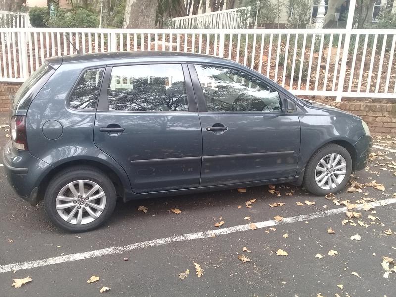 Volkswagen Polo • 2009 • 289,000 km 2