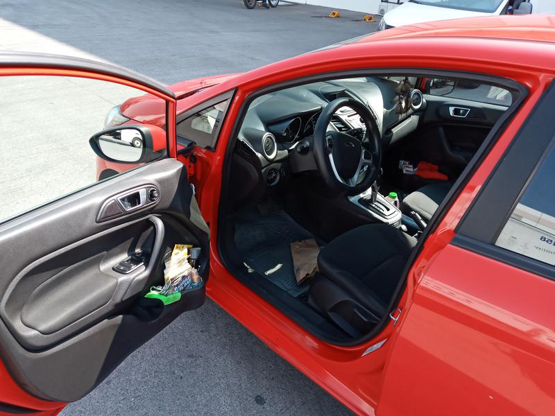 Ford Fiesta • 2015 • 100,000 km 3