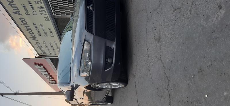 Mitsubishi Lancer • 2010 • 100,000 km 5