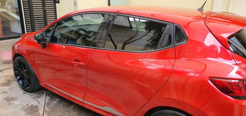 Renault Clio • 2015 • 20,000 km 7