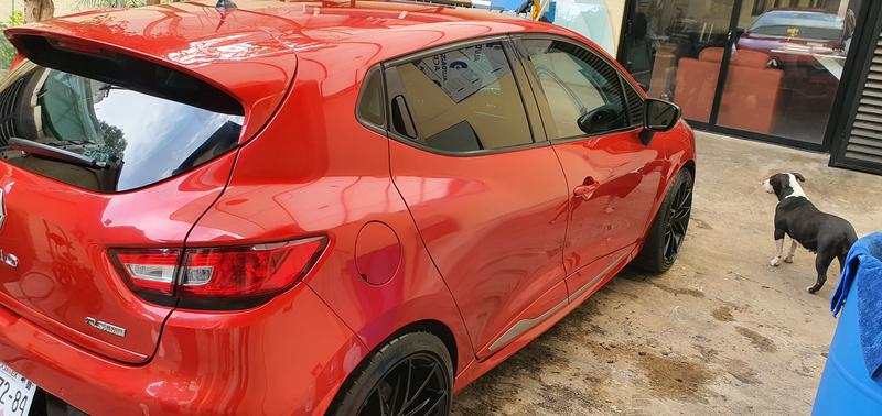 Renault Clio • 2015 • 20,000 km 4