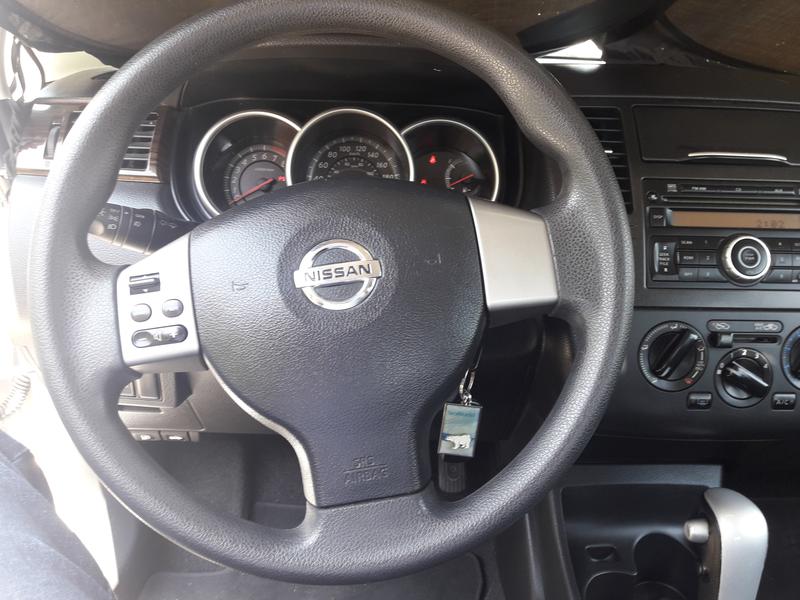 Nissan Tiida • 2011 • 119,000 km 4