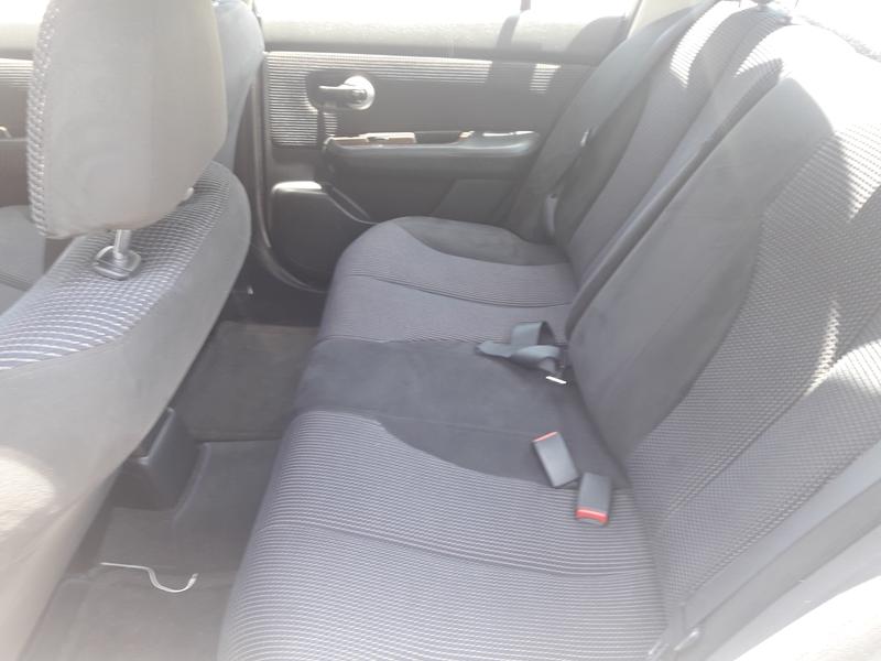 Nissan Tiida • 2011 • 119,000 km 10