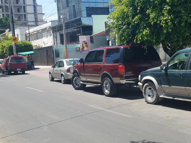 Ford Explorer • 1999 • 2,000 km 1