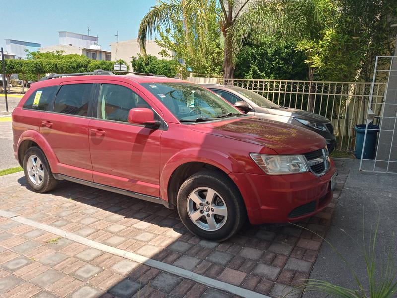 Dodge Journey • 2010 • 160,000 km 1