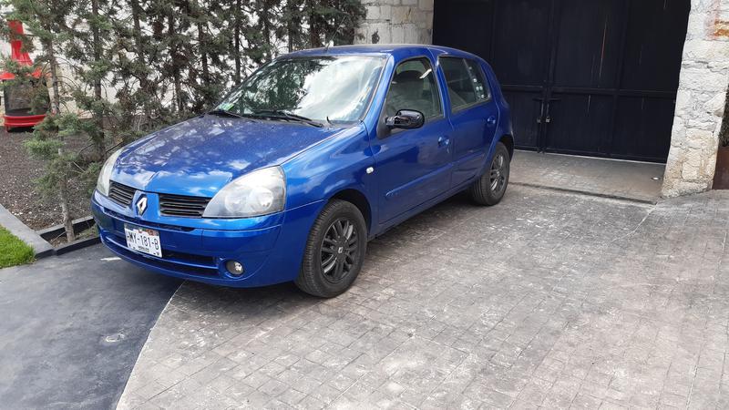 Renault Clio • 2005 • 135,000 km 1