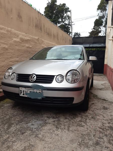 Volkswagen Polo • 2005 • 153,000 km 3