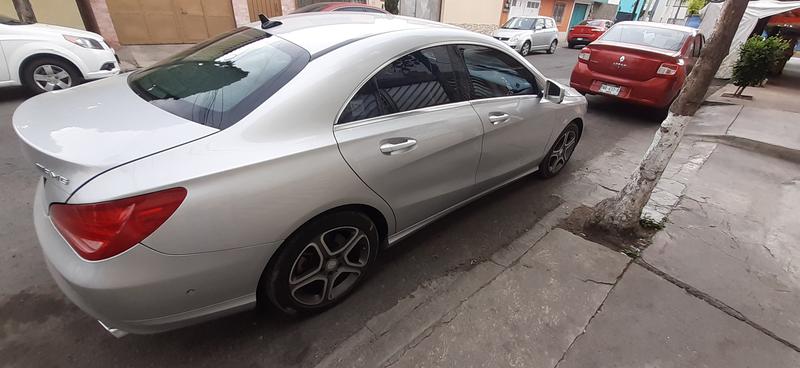 Mercedes-Benz CLA • 2014 • 61,000 km 3