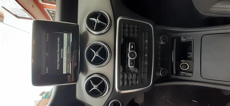 Mercedes-Benz CLA • 2014 • 61,000 km 10