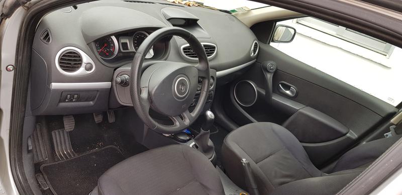 Renault Clio • 2007 • 210,000 km 7