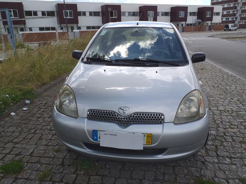 Toyota Yaris • 1999 • 153,000 km 1