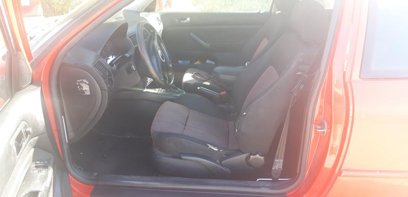 Volkswagen Golf • 1999 • 270,000 km 3