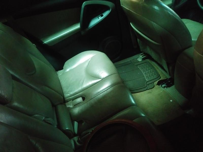 Toyota RAV4 • 2008 • 67,870 km 5